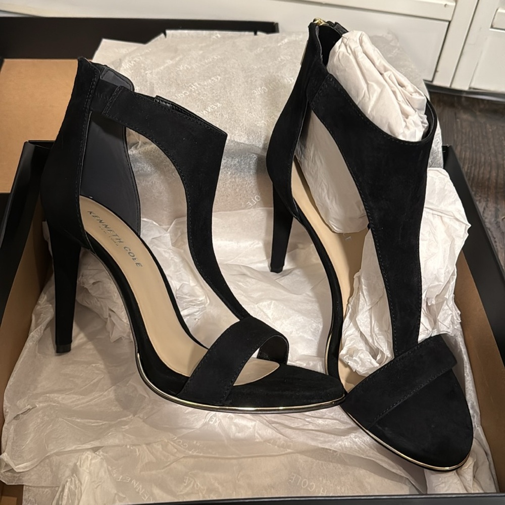 Black High Heels